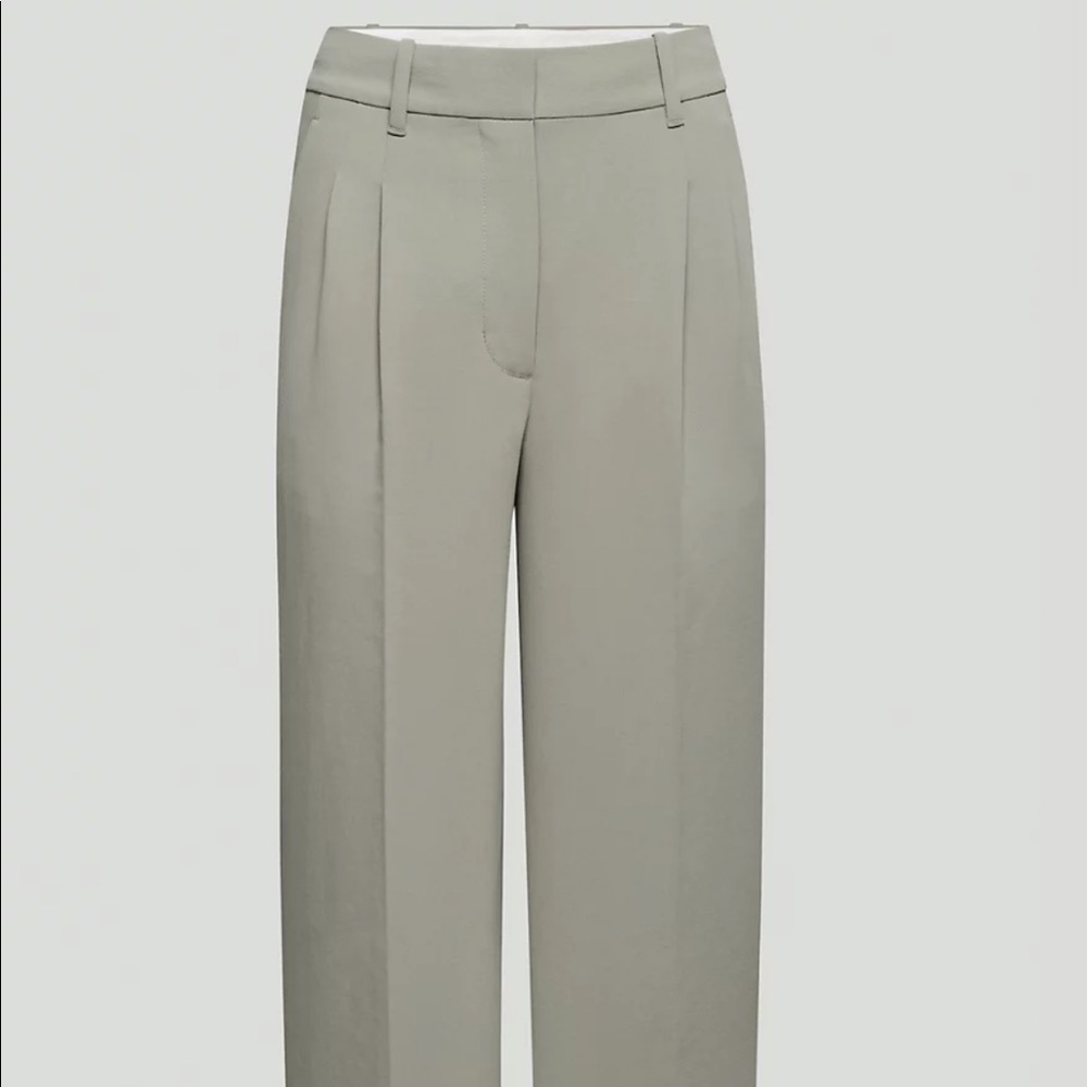 Aritzia Light Sage Wide-Leg Cropped Trousers